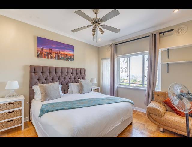 6 BEDROOM HOUSE FOR SALE IN GLENWOOD